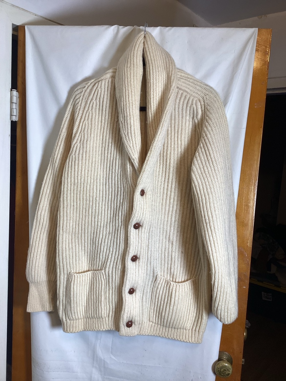 PRINGLE a of Scotland 100% wool shawl collar knitted cardigan wood button Sz XL